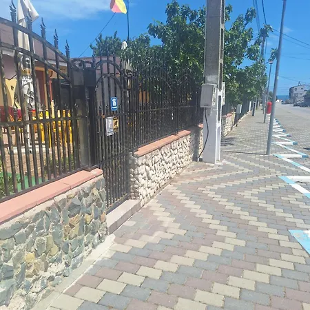 Casa Nicol 科斯蒂内什蒂